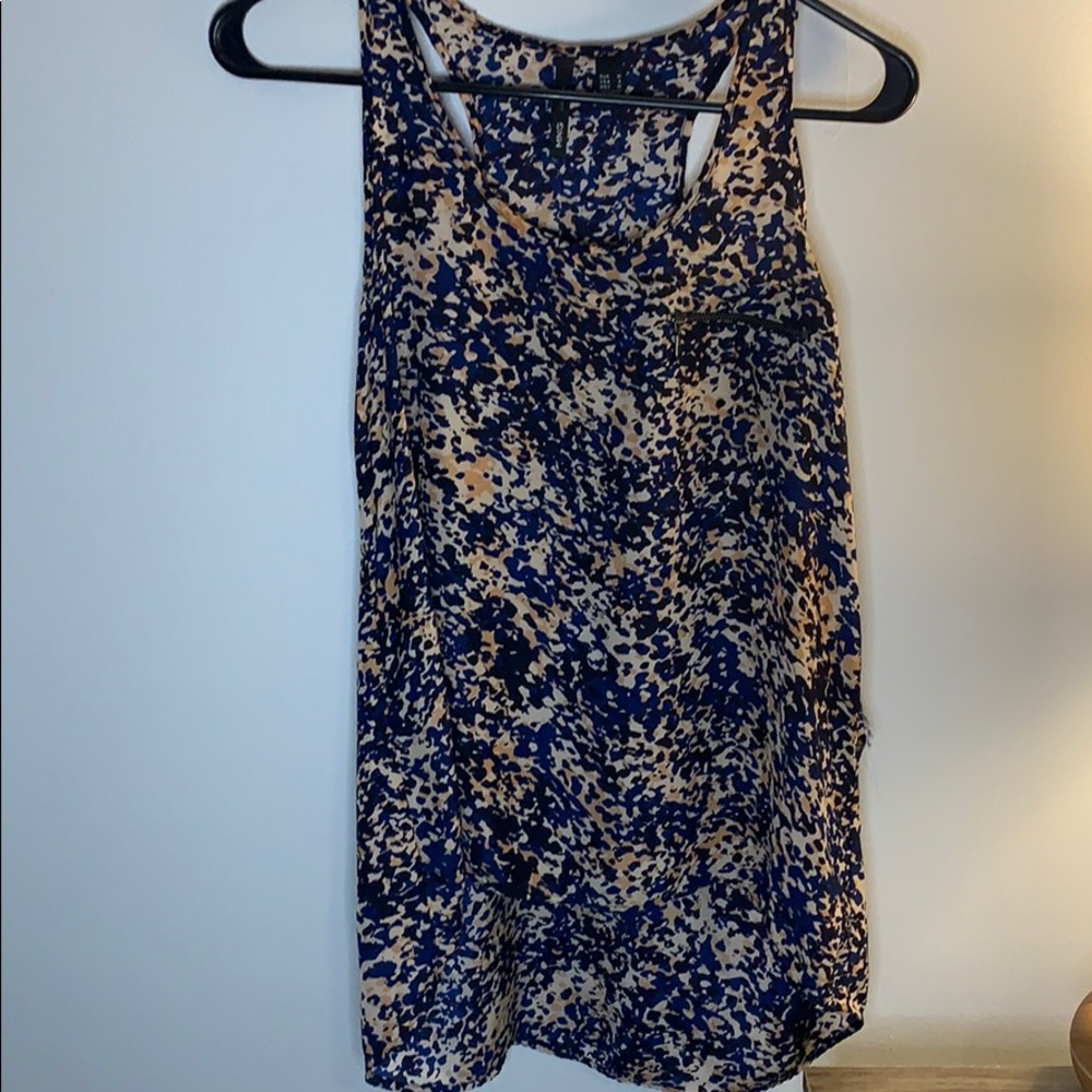 Silky tank blouse in blue, black and tan specks